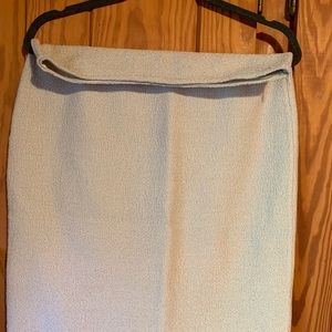 Gorgeous St. John knit skirt